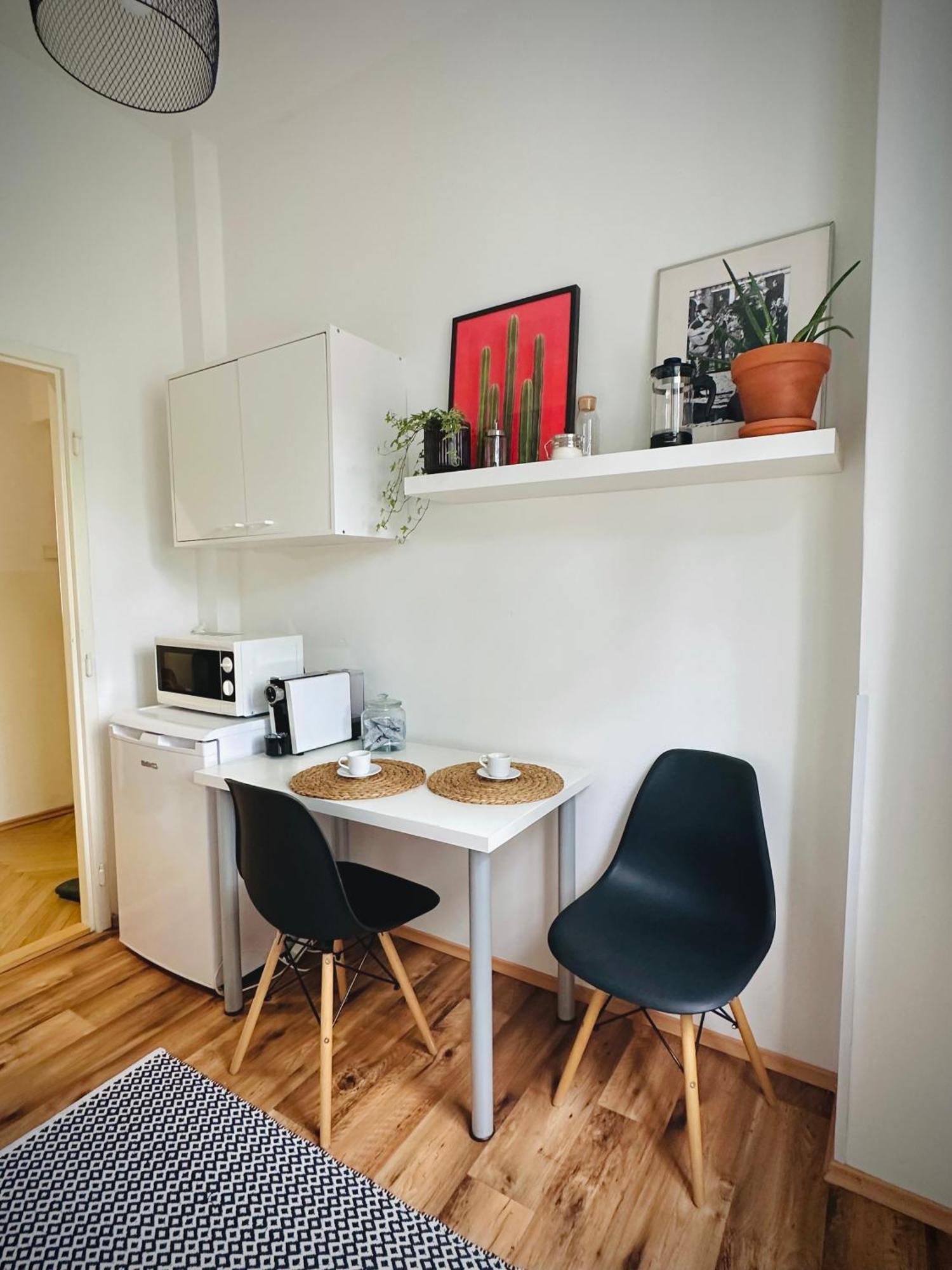 Boho Apartment In Old Town Bratislava Ngoại thất bức ảnh